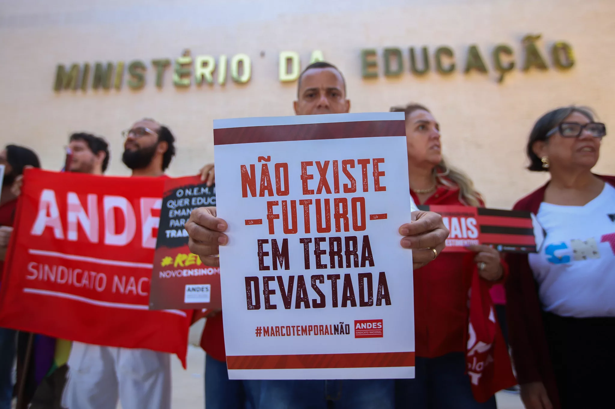 Brasil Investe Menos Em Educação Que Países Da Ocde Jubartdata